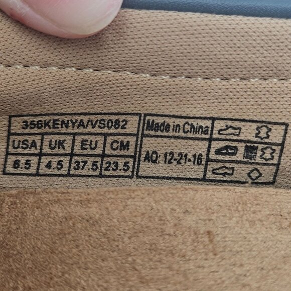 Vionic Kenya Gray Suede Loafer Shoes Silver Hardware Womens Sz 6.5 NEW - Picture 8 of 8